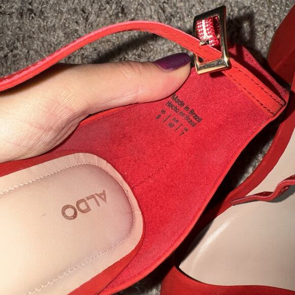 NEW ALDO Red Suede Block Heels Ankle Strap Open Toe Size 9 2.5” Heel - Picture 6 of 11
